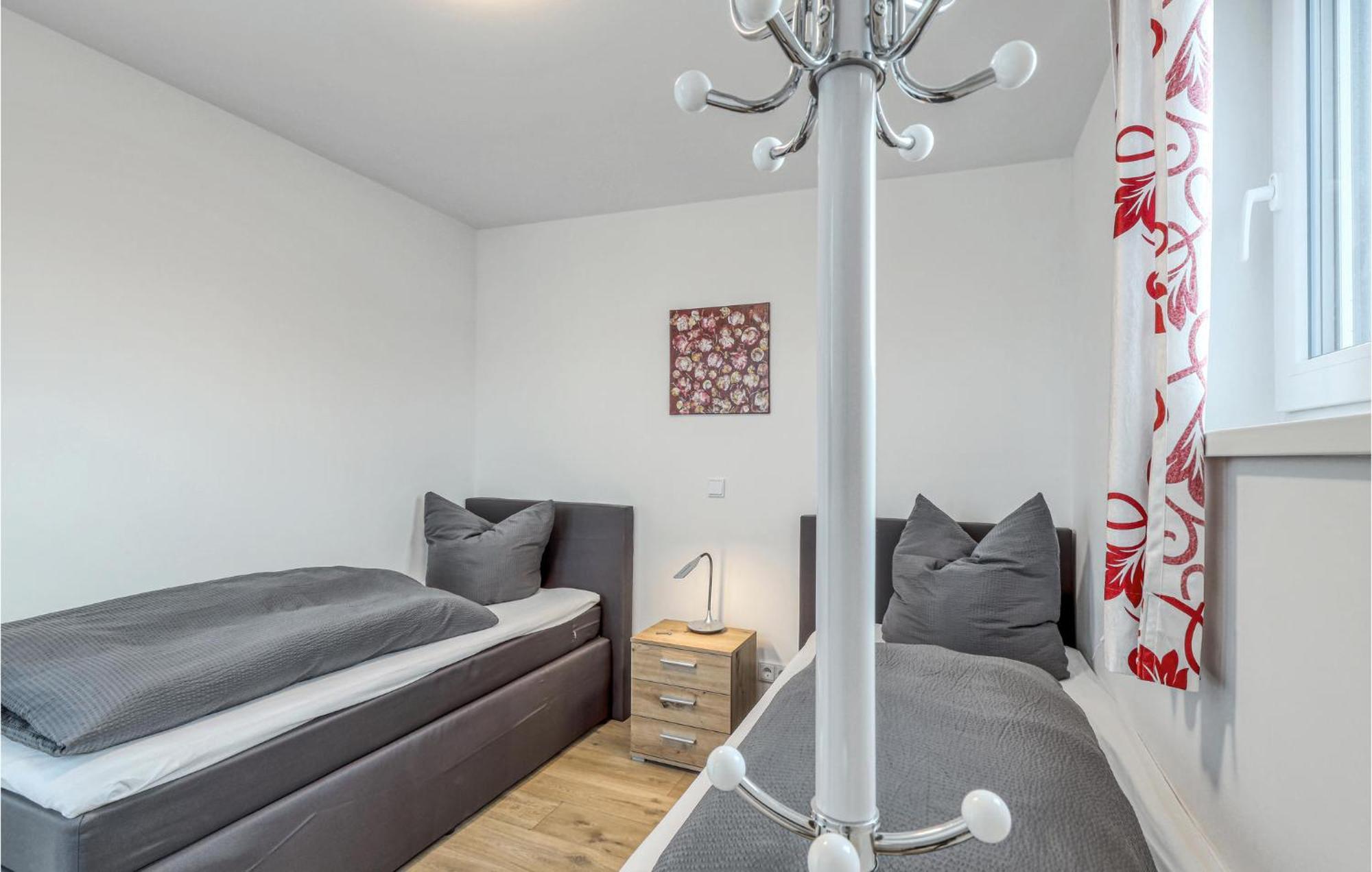 Nice Home In Tossens With Kitchen 외부 사진