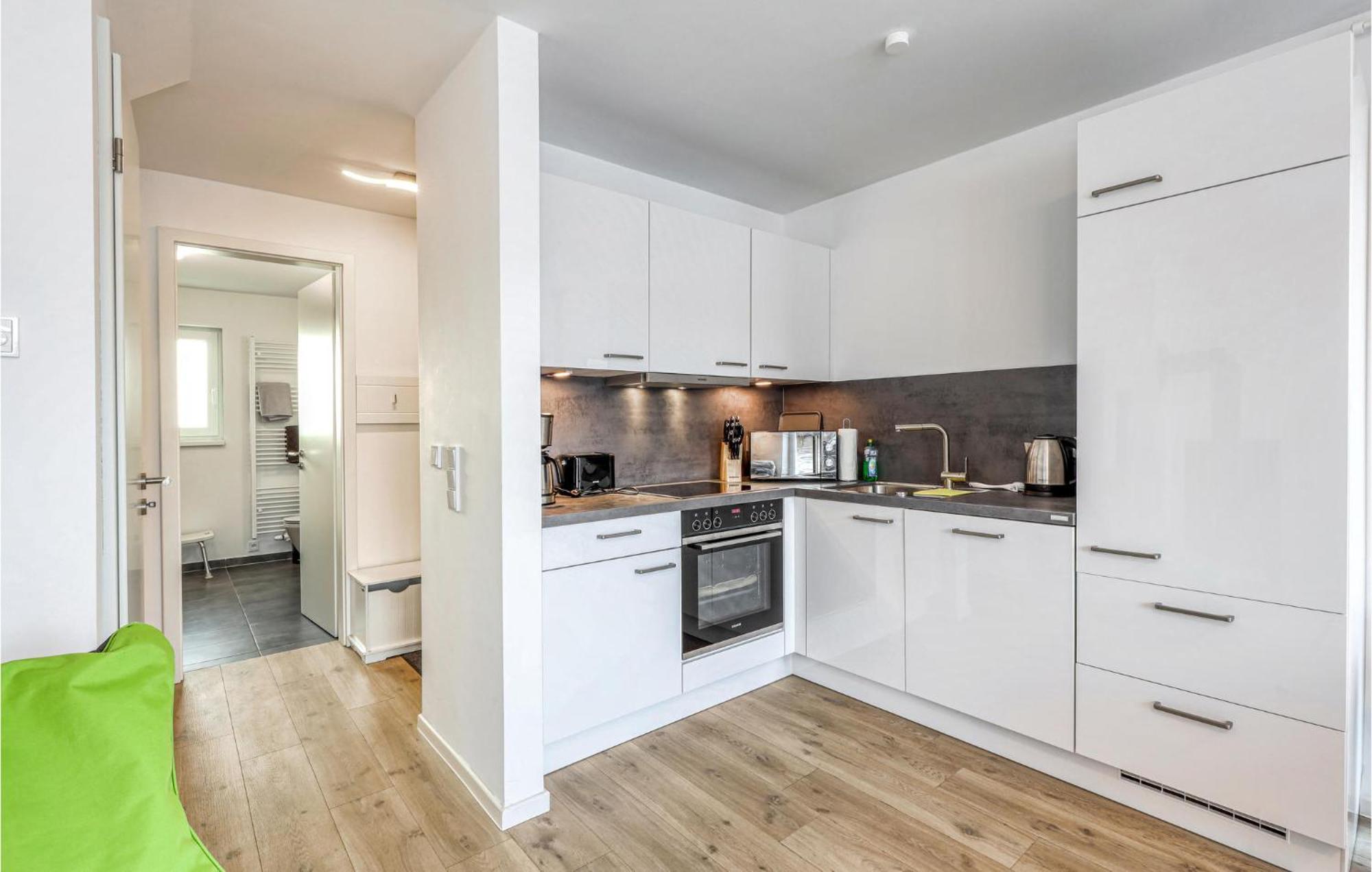 Nice Home In Tossens With Kitchen 외부 사진
