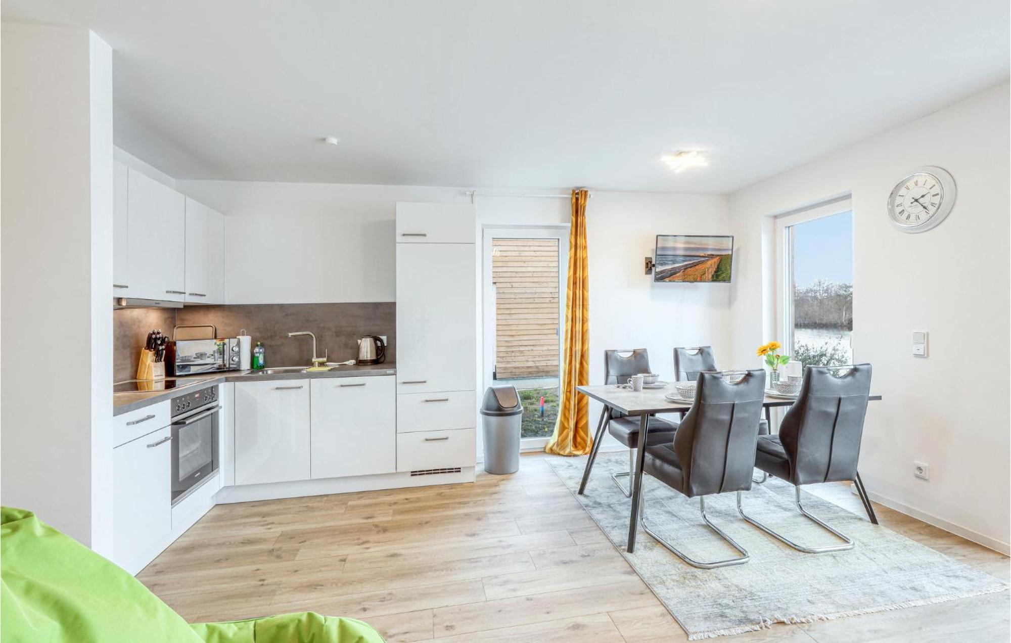 Nice Home In Tossens With Kitchen 외부 사진